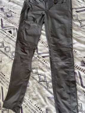 lululemon athletica Gray High-Rise Leggings with Contrast Waistband